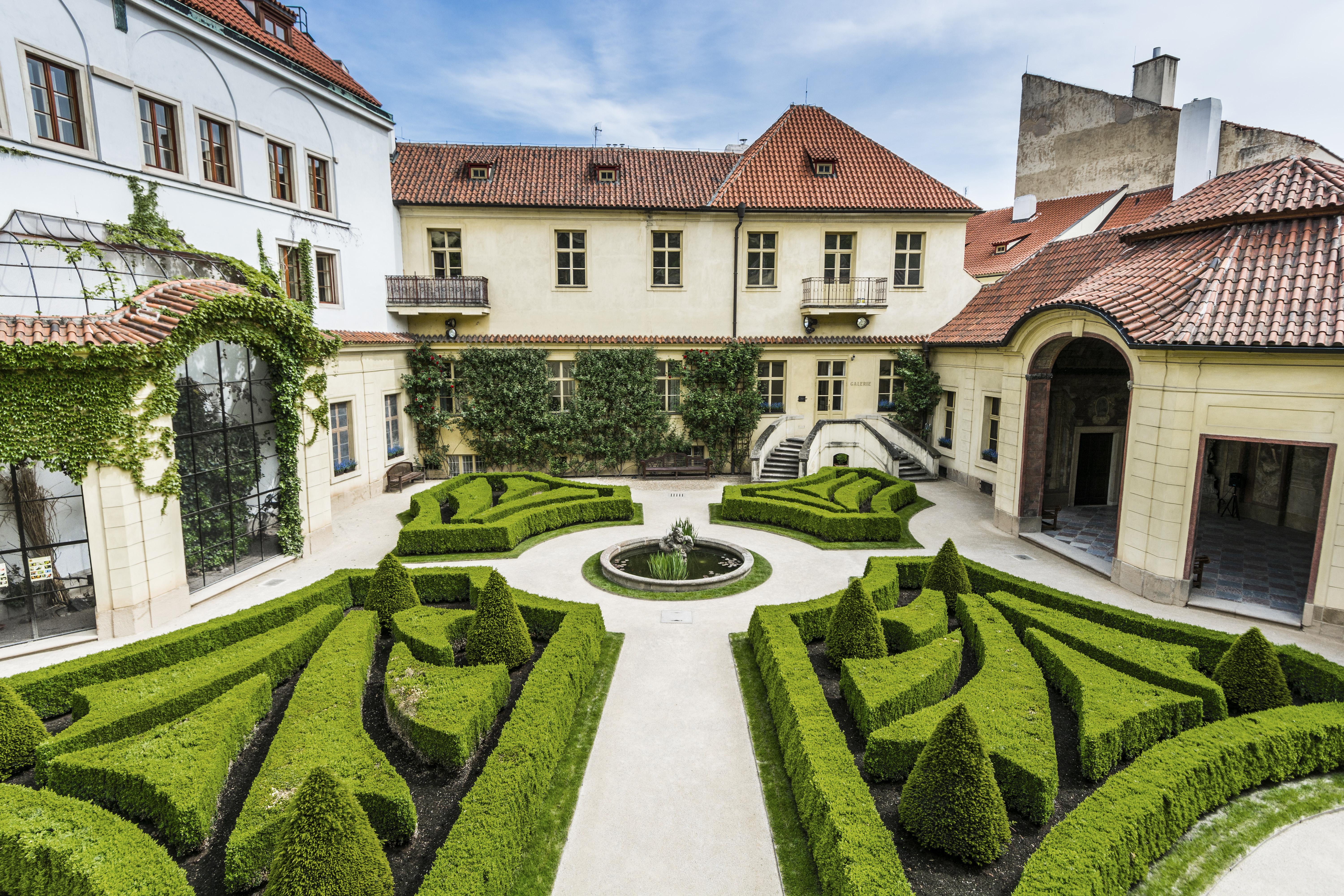 Aria Hotel Prague — Photos 1